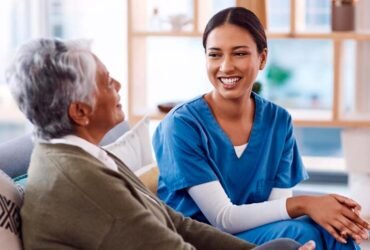 healthcare-happy-nurse-talking-old-woman-nursing-home-during-visit-checkup-medical-smile-female-medicine-professional-having-conversation-with-senior-resident_590464-191695
